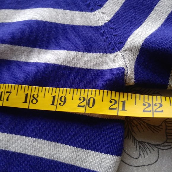 RED WOMAN Striped Sweater - Picture 4 of 9